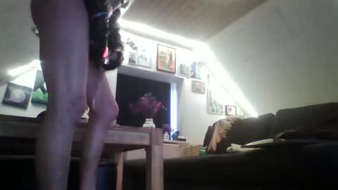 smokeslut365 online show from 24, 4, 2026