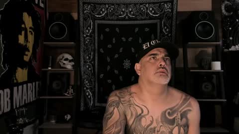 Snapshot of smokey915 chatting on 1, 1, 2025 Smokey915 online show from 1, 1, 2025