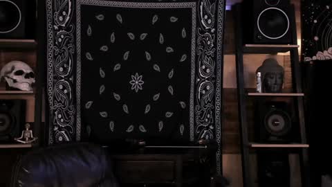 Snapshot of smokey915 chatting on 3, 1, 2025 Smokey915 online show from 3, 1, 2025