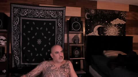 Snapshot of smokey915 chatting on 5, 1, 2025 Smokey915 online show from 5, 1, 2025