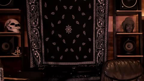 Snapshot of smokey915 chatting on 8, 1, 2025 Smokey915 online show from 8, 1, 2025