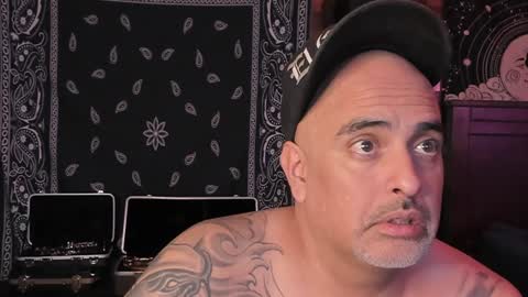 Snapshot of smokey915 chatting on 11, 1, 2025 Smokey915 online show from 11, 1, 2025