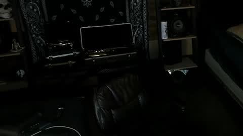 Snapshot of smokey915 chatting on 15, 1, 2025 Smokey915 online show from 15, 1, 2025