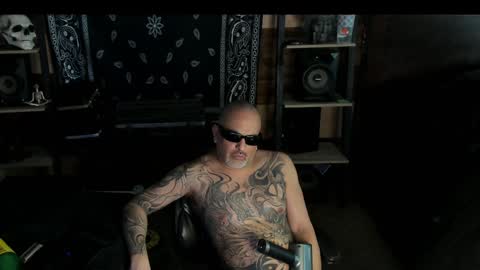 Snapshot of smokey915 chatting on 17, 1, 2025 Smokey915 online show from 17, 1, 2025