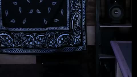 Snapshot of smokey915 chatting on 21, 2, 2025 Smokey915 online show from 21, 2, 2025