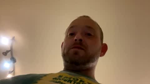 Snapshot of smokeymt420 chatting on 12, 12, 2024 smokeymt420 online show from 12, 12, 2024