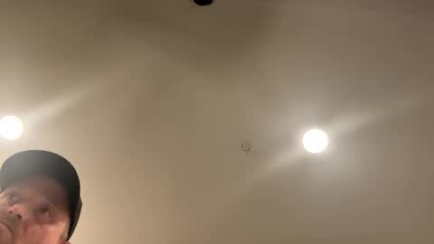 smokeymt420 online show from 1, 10, 2025