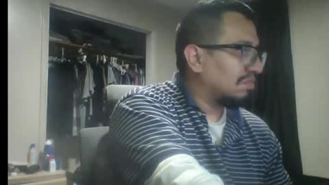 Snapshot of smoky47gxxx chatting on 4, 12, 2025 smoky47 online show from 4, 12, 2025