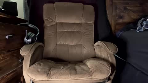 Snapshot of smoothnynggg chatting on 5, 10, 2025 Dick online show from 5, 10, 2025