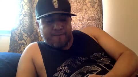 Snapshot of smoothstrik3r chatting on 10, 10, 2025 smoothstrik3r online show from 10, 10, 2025