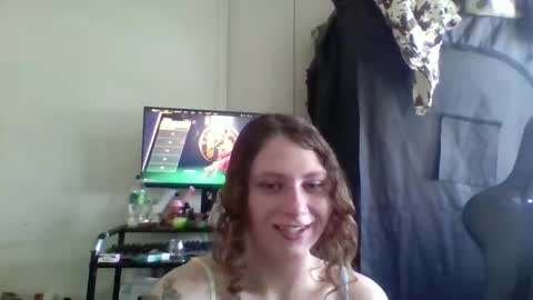 Snapshot of smoothvodka chatting on 19, 5, 2026 Bambi--Vodka online show from 19, 5, 2026