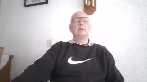 smoothy5460 online show from 6, 1, 2025