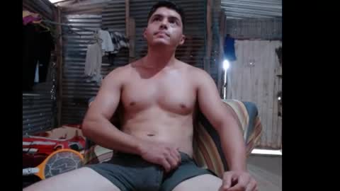 Snapshot of snakeguy08 chatting on 25, 5, 2026 snakeguy08 online show from 25, 5, 2026