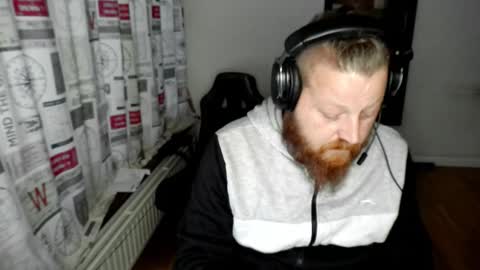 Sneakapeak55 online show from 11, 9, 2025