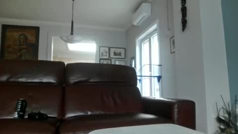 snoecks online show from 7, 6, 2026