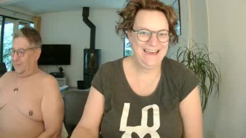 Snoeske and Woodwurm online show from 5, 1, 2025