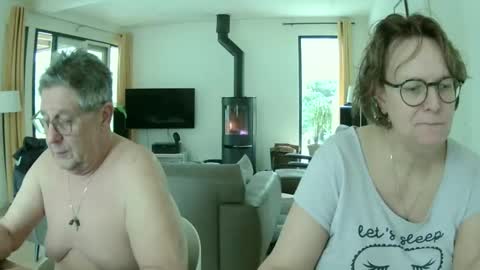 Snoeske and Woodwurm online show from 11, 1, 2025