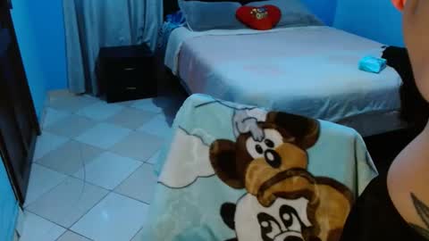 snow_47 online show from 4, 12, 2024