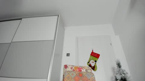 Snapshot of snow_flakee chatting on 8, 12, 2024 Maria online show from 8, 12, 2024