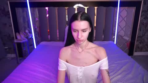 snow_whiteeex online show from 2, 3, 2026