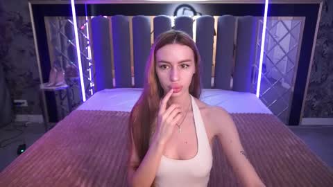snow_whiteeex online show from 11, 5, 2026