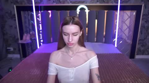 snow_whiteeex online show from 12, 5, 2026