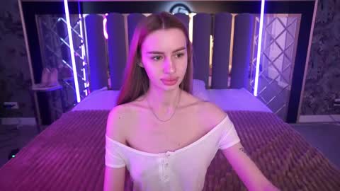 snow_whiteeex online show from 15, 5, 2026