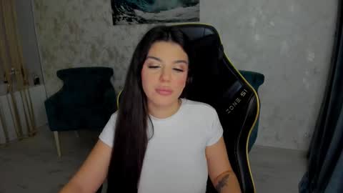 snowingwinter online show from 19, 10, 2025