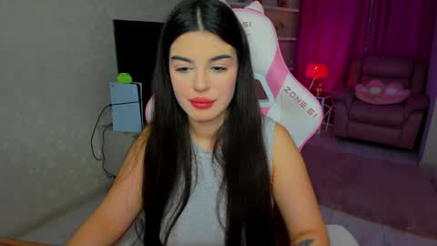 Snapshot of snowingwinter chatting on 26, 4, 2026 snowingwinter online show from 26, 4, 2026