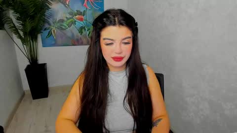 Snapshot of snowingwinter chatting on 10, 5, 2026 snowingwinter online show from 10, 5, 2026
