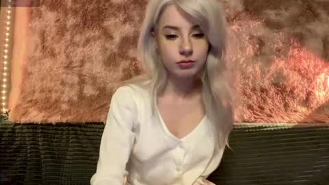 snowy_alice online show from 10, 5, 2026