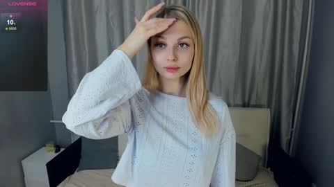 Alice - Birthday Girl online show from 6, 1, 2025