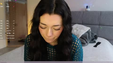 Snapshot of soffimoon_ chatting on 31, 3, 2026 IG Soffimoon I THANK YOU FOR LEAVING YOUR FOLLOW online show from 31, 3, 2026