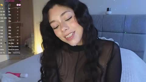 Snapshot of soffimoon_ chatting on 16, 4, 2026 IG Soffimoon I THANK YOU FOR LEAVING YOUR FOLLOW online show from 16, 4, 2026