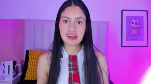 Snapshot of soffy_hilltom chatting on 10, 5, 2026 Soffy online show from 10, 5, 2026