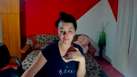 Snapshot of soffy_skye chatting on 8, 10, 2025 Soffy online show from 8, 10, 2025