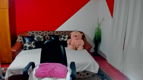 Snapshot of soffy_skye chatting on 9, 10, 2025 Soffy online show from 9, 10, 2025