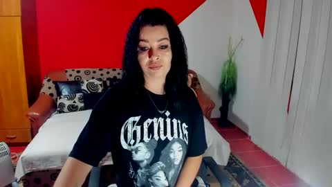 Snapshot of soffy_skye chatting on 11, 10, 2025 Soffy online show from 11, 10, 2025