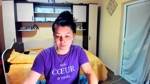 Snapshot of soffy_skye chatting on 27, 5, 2026 Soffy online show from 27, 5, 2026