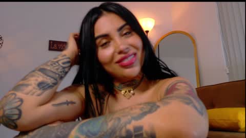 Snapshot of sofhia_cruz chatting on 11, 12, 2024 sofhia cruz online show from 11, 12, 2024