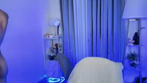 sofhia_love online show from 18, 6, 2026