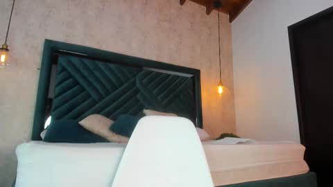 Snapshot of sofi_moreno chatting on 6, 3, 2026 Sofi online show from 6, 3, 2026