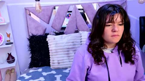 Sofi Noa online show from 7, 10, 2025