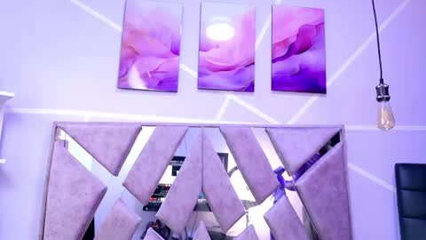 Sofi Noa online show from 5, 2, 2026