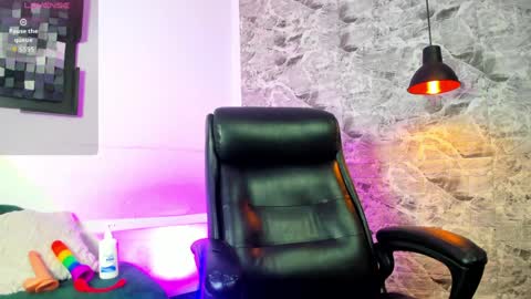 sofi_wiliiams2 online show from 3, 4, 2026