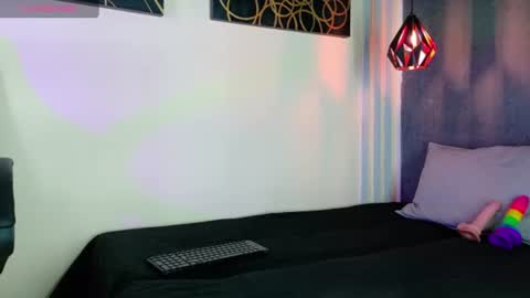 sofi_williams2 online show from 11, 6, 2026