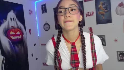 sofia_arango1107 online show from 13, 10, 2025