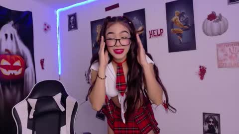 sofia_arango1107 online show from 29, 10, 2025