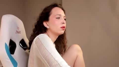 Sofia Gaze online show from 16, 5, 2026