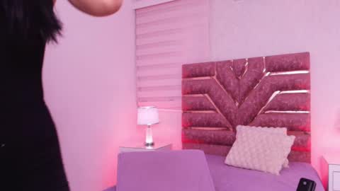 sofia gomes online show from 30, 5, 2026